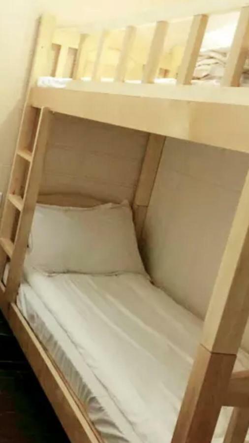 Lam Shan Hostel Hongkong Buitenkant foto